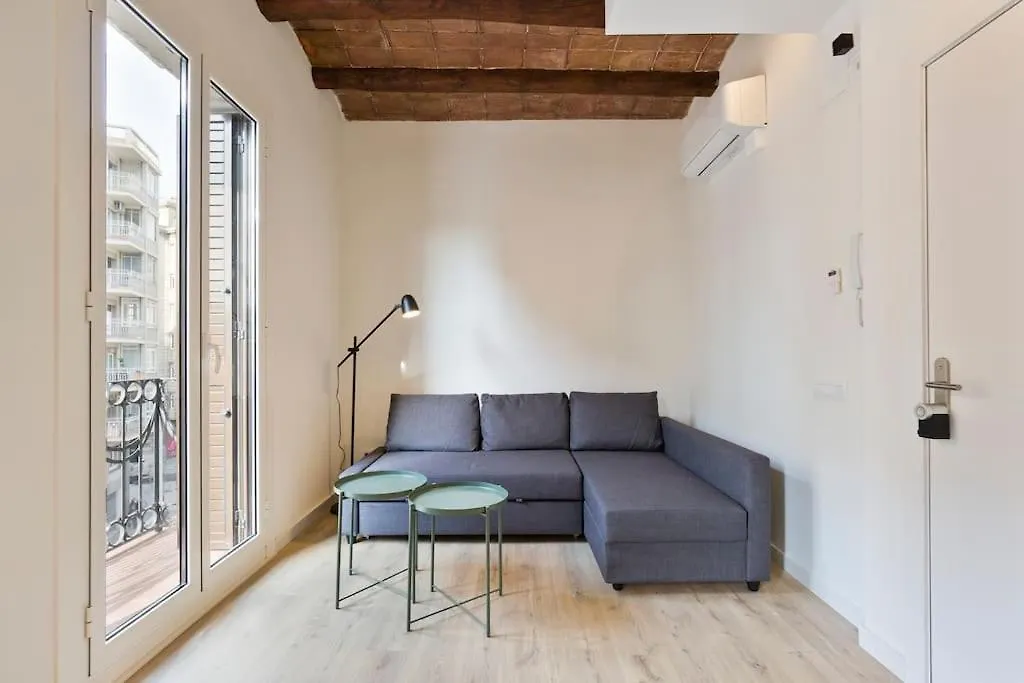 Modern And Bright Apartment Well Located In Gracia 바르셀로나