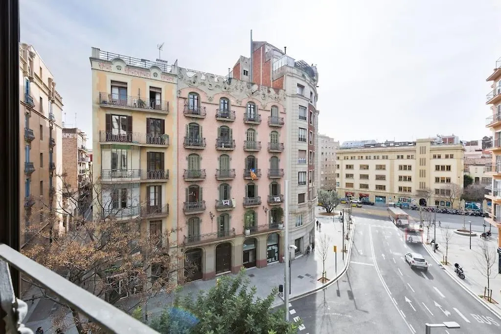 Modern And Bright Apartment Well Located In Gracia 바르셀로나